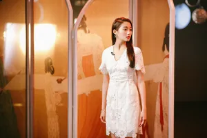 关晓彤清新简约写真图片_5