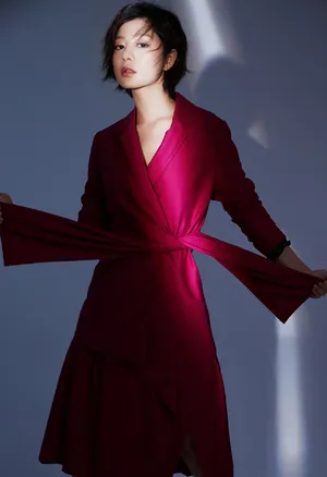 王真儿时尚百变写真图片_7