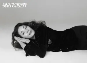 杨紫琼优雅黑白写真图片_5