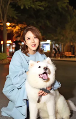颜丹晨游乐场甜美图片_7