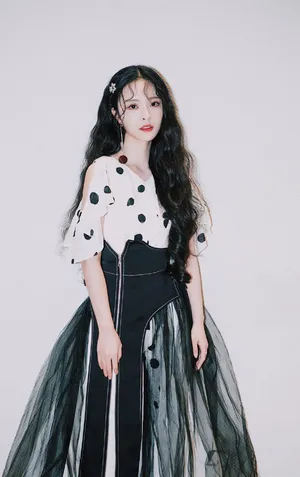 李莎旻子唯美仙气写真图片_5