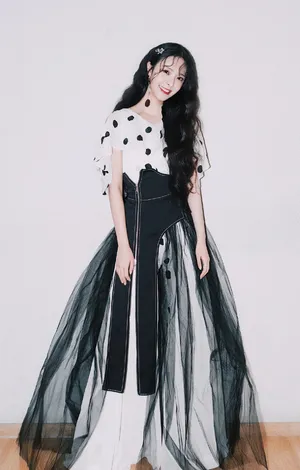 李莎旻子唯美仙气写真图片_6