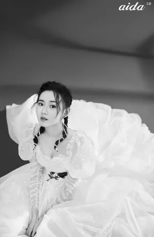 江铠同妩媚光影写真图片_4