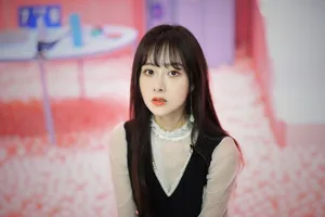 曹曦月清新灵动写真图片_1