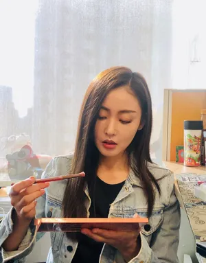 张天爱甜美活动照图片_7