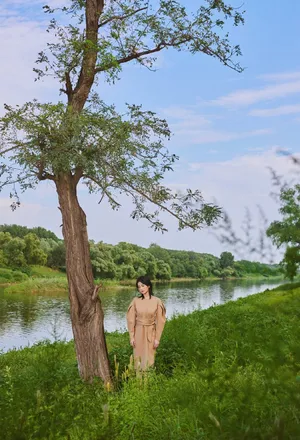 白鹿优雅摩登时尚写真图片_5