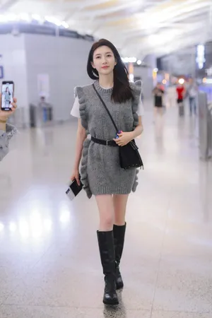 江疏影时尚吸睛机场街拍图片