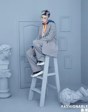 小鬼王琳凯时尚酷帅写真图片
