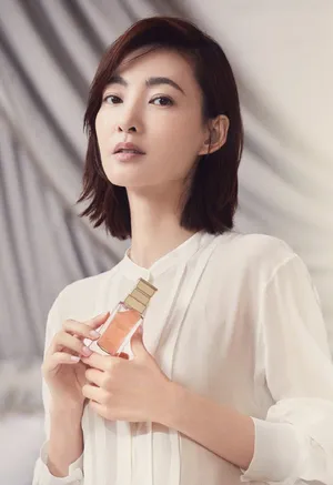 王丽坤高贵典雅写真图片