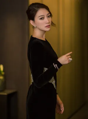 李小冉优雅绚丽写真图片_3