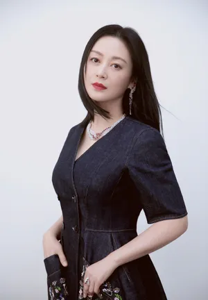 陈红刺绣牛仔裙性感气质写真_2