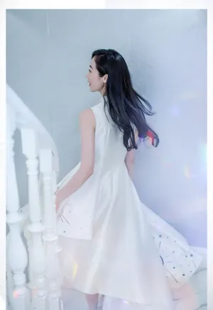 韩雪白裙优雅写真图片_5