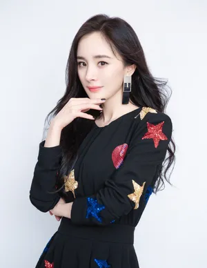 杨幂优雅知性写真图片