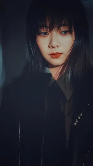 谭松韵酷飒写真图片_8