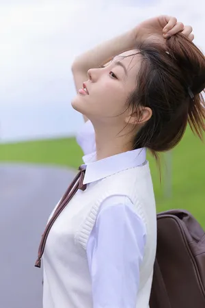 演员赵叶颐清新写真高清图片