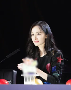 杨幂中国达人秀剧照图片_2