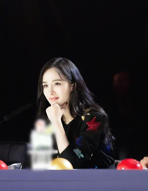 杨幂中国达人秀剧照图片_3