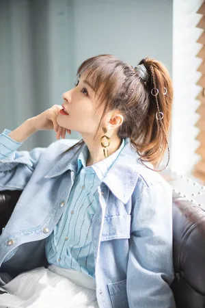 吴昕灵动活力写真图片_4