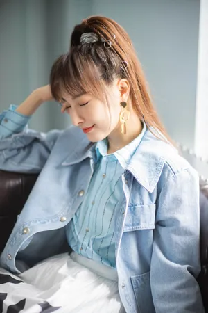 吴昕灵动活力写真图片_7