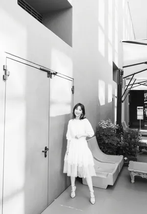 吴昕仙气白裙写真图片_4