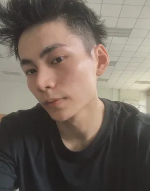 秦天生活自拍照图片_3