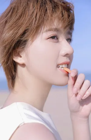 李凯馨清爽养眼写真图片_3