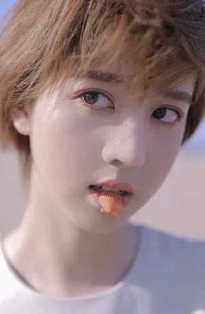 李凯馨清爽养眼写真图片_5