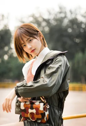 张嘉倪初秋唯美写真图片_6