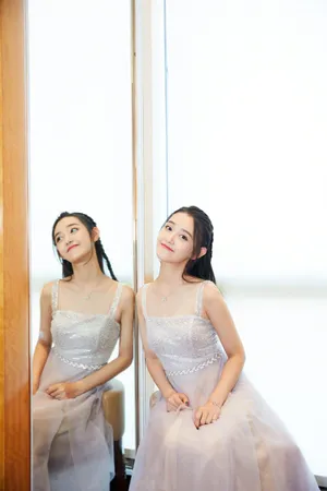 蒋依依优雅甜美写真图片_5