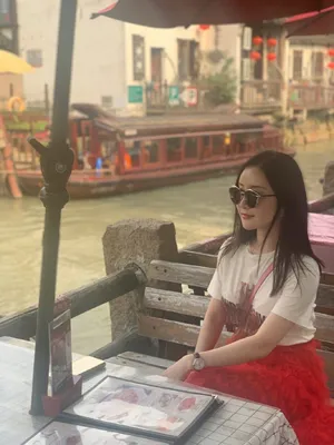 舒畅古典气质生活照图片_3