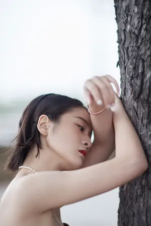 张雪迎自信优雅写真图片_6