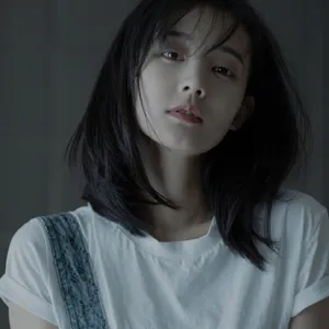 李一桐盐系甜酷写真图片_2