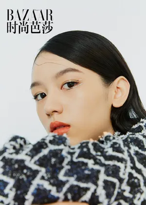周也猫系电眼甜酷写真图片_5