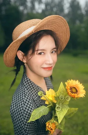 苏青可爱文艺户外写真图片_6