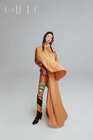 陈都灵活力酷美时尚写真图片_6