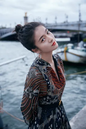 张雪迎古典优雅写真图片_6