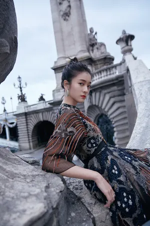 张雪迎古典优雅写真图片_7