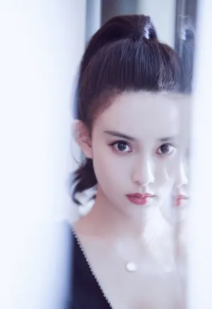 孟子义优雅性感写真图片
