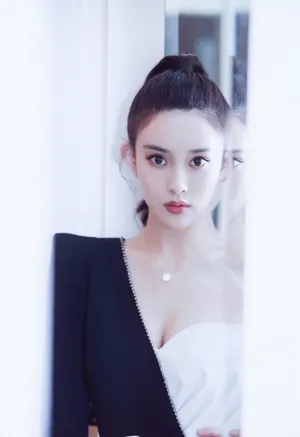 孟子义优雅性感写真图片_3