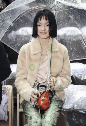 雎晓雯巴黎春夏大秀性感图片