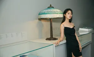 袁冰妍黑色吊带短裙性感图片