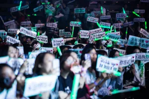 许魏洲白色时区2019演唱会高清图片_4