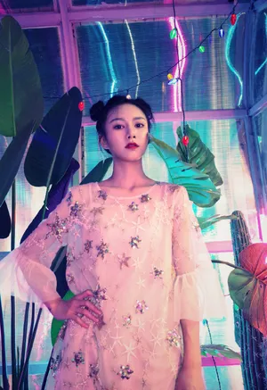 黄柳嫣胶片风性感写真图片_1