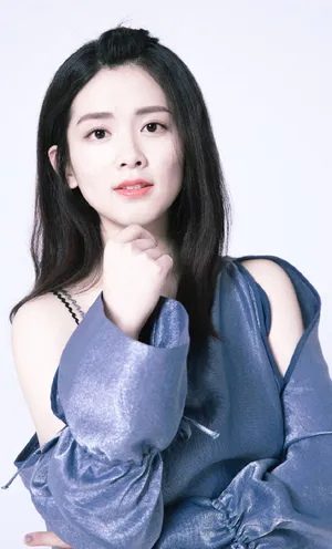 陈昊宇清新迷人写真图片