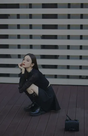 古力娜扎时髦个性街拍图片