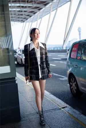 袁姗姗复古时尚机场街拍图片_7