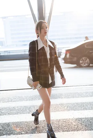 袁姗姗复古时尚机场街拍图片_8