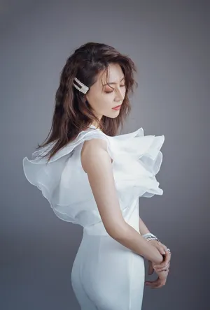 黄梦莹性感摩登写真图片_3