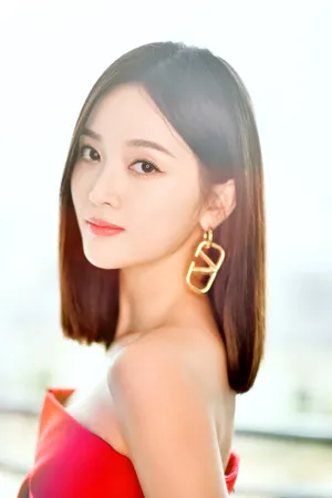 吴宣仪红裙性感优雅写真图片_4