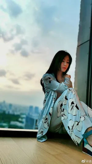 汤晶媚性感靓丽写真图片_1